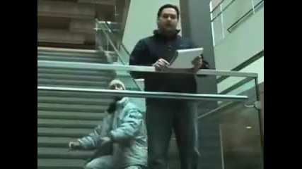 Toq kak se ebawa s reportera ;dd