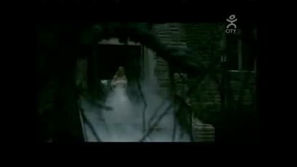 Kelly Clarkson - Behind These Hansel Eyes (city tv)