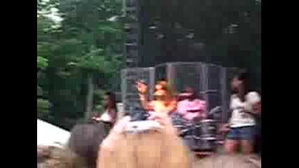 Jojo - How To Touch A Girl [ Live ]