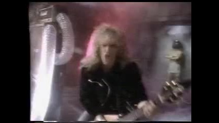Ratt - Lovin You Is A Dirty Job 