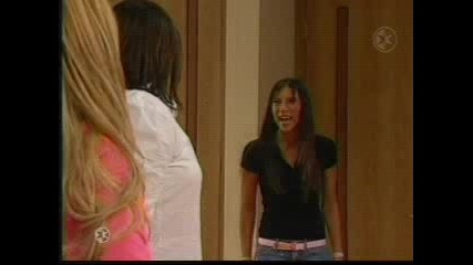 Mia Vs. Sabrina(orina) Miguel Tiene Una Pe