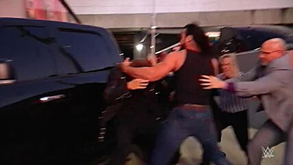 Drew McIntyre viciously assaults Karrion Kross in the parking lot: SmackDown, Oct. 14, 2022
