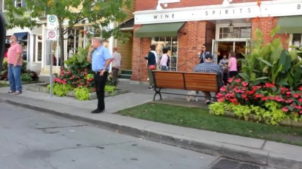 Лентяйстваме в Richmond Hill