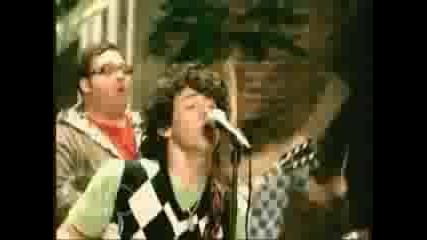 Jonas Brothers - I Wanna Be Like You