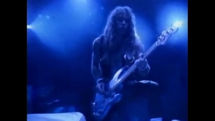 Iron Maiden - The Clairvoyant + превод