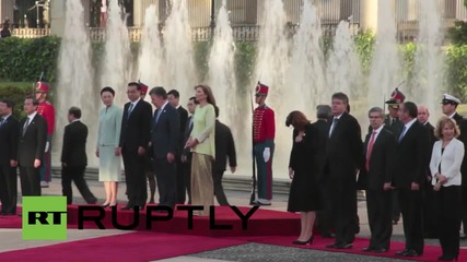 В Богота посрещнаха китайския премиер