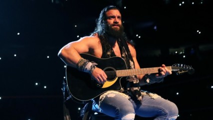 Elias' Philadelphia performance begins: WWE.com Exclusive, March 4, 2019