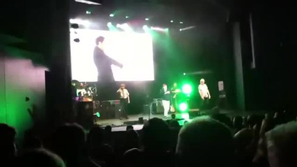 Weird Al Yankovic- White and Nerdy live