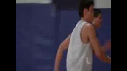 One Tree Hill S03e06 - Locked Hearts And Hand Grenades