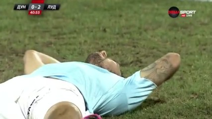 Автогол донесе класическа преднина за Лудогорец още преди почивката