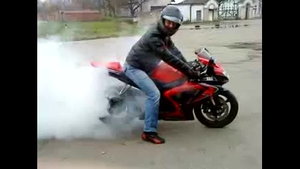 Suzuki Gsxr 600 burnot 
