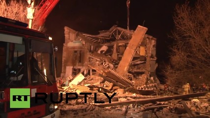 Русия: Взрив на газова бутилка разруши жилищен вход, има жертви