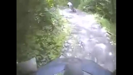 Екстремно Offroad Състезание с велосипети