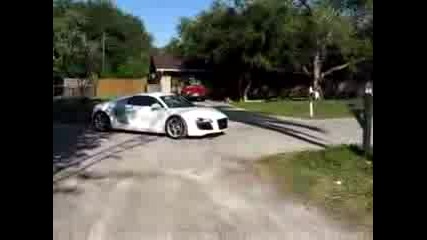 Audi R8 V10