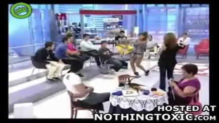 Италиянски Модел Пада В Tелевизионно Шоу