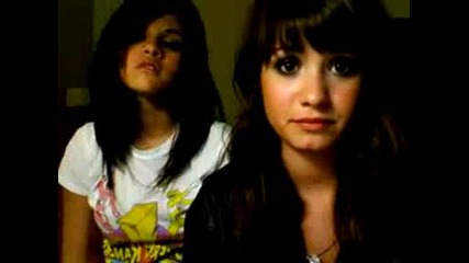 Selena Gomez & Demi Lovato истински приятелки