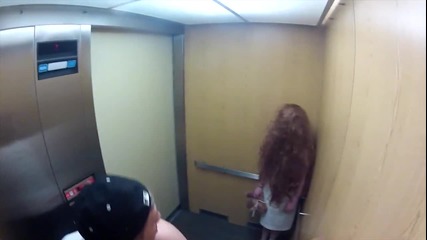 Пародия на шегата с момичето от асансьора