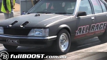 1000 коня Holden Commodore Vh V8 Twin Turbo