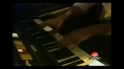 Toto - Hold The Line 