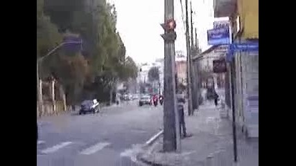 Мотористи - 25 - Yamahas R1 &amp; Honda Cbr Rl s and Wheelie R6 vs. Suzuki Gsx - R 1000, 