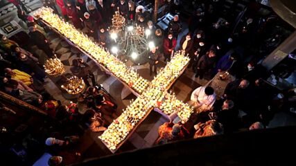 Огнен кръст грейна на „Св. Харалампий“ в Благоевград