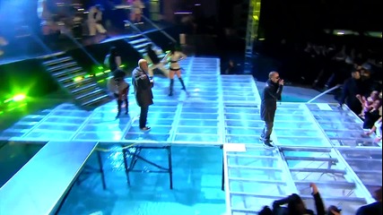 Wisin Y Yandel - Pegao ( live 12.2010 ) 