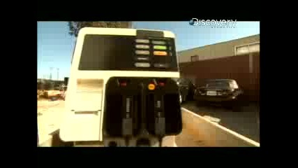 Mythbusters - Car Jump Start 