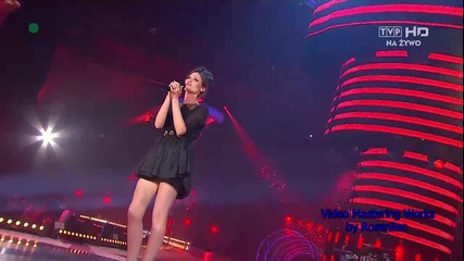 Very, very H Q: Sophie Ellis - Bextor - Not Giving Up On Love ( Live )