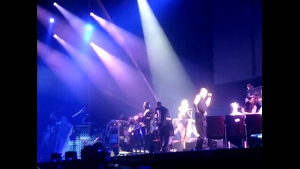 Rihanna - Photographs @ The Last Girl On Earth Tour