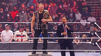 Brock Lesnar reunites with Paul Heyman as WWE Champion: Raw, Jan. 3, 2022