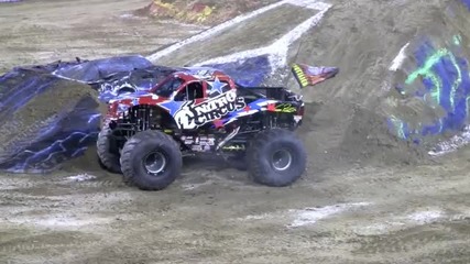 Nitro_circus_backflip_at_monster