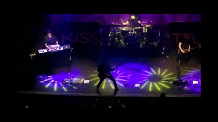 Selena Gomez~ Shepherds Bush Empire Entrance + Kiss n Tell 