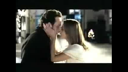 Kelly Clarkson - The Trouble With Love Is