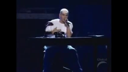 Повече от 100 000 са на крака и ти пляскат !! Си Eminem !!! Stan Feat. Elton John ( Live 