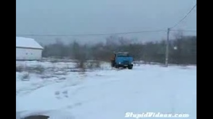 Руски Камион - Дрифтира! 