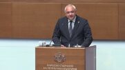 Демерджиев съобщи, че пътуванията на Пеевски с частни компании са стрували около 1,8 милиона евро