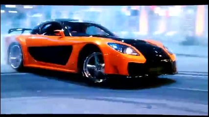 Drifting Rx-7 Around Skyline