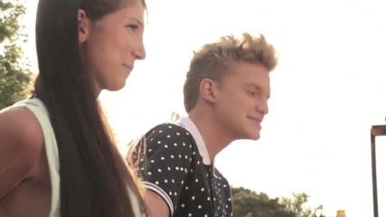 Cody Simpson - Pretty Brown Eyes ( Официално видео )