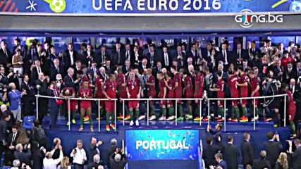 Награждаване на новитe европейски шампиони от Португалия