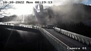 Моментът на взрива на Стъкления мост в Киев (ВИДЕО)