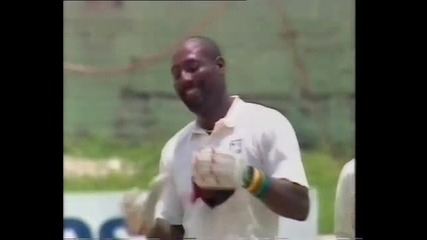 Viv Richards vs Merv Hughes - watch that cap Viv_ 4th test 1