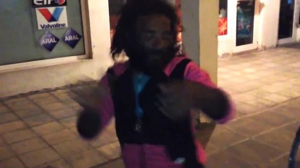 Наско циганина танцува на Фики - Бум