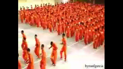Невероятните Затворници Денсат Здраво На Jump