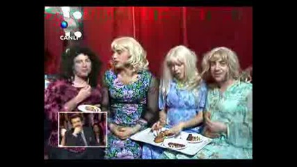 Burak Kut Tv Makinasinda Kiz Kurulari