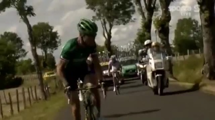 Tour de France 2011 - stage 9 - Juan Antonio Flecha and Johnny Hugerland car crash