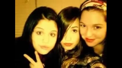 Rare pics of Selena Gomez 