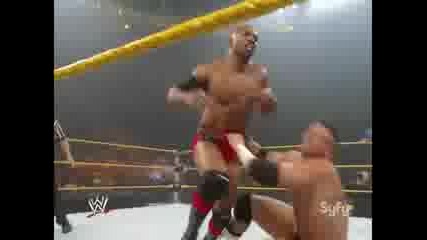 Wwe.nxt.2010.08.03.sdtv.xvid - Цялото Шоу 2 част 