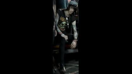 trace cyrus [over 60 pictures]