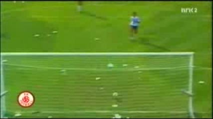 Аржентина - Бразилия 1982 World Cup - Марадона изгонен