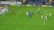 Билал Бари наниза втори гол във вратата на "соколите"